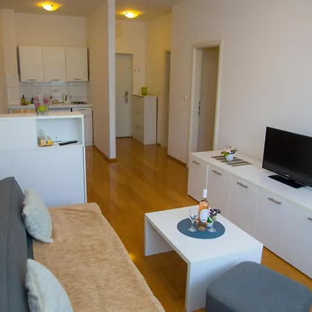 Nora Apartment